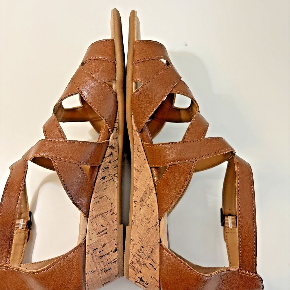 b.o.c Brown Wedge Gladiator Sandals Back Zip Cushioned Insole Excellent 11M - Picture 5 of 8